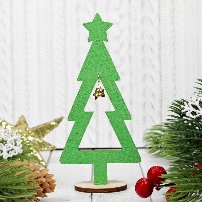 Подвеска "Ель со звездой и колокольчиком на подставке"
