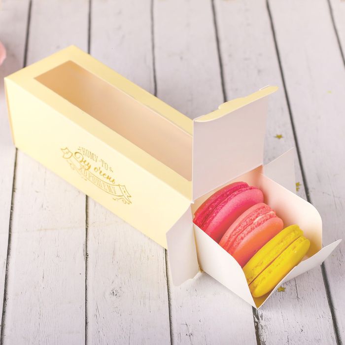 Коробочка для макарун «Кому–то очень хорошему», 18 х 5,5 х 5,5 см