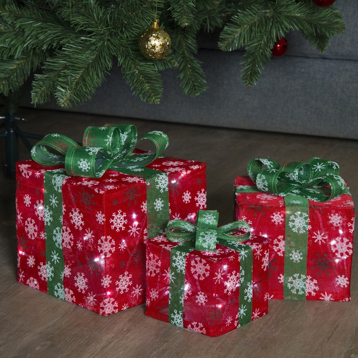 Фигура ткань. "Подарки" Кубы красные 15х20х25 см, 60 LED, с конр. 8р.,220V БЕЛЫЙ