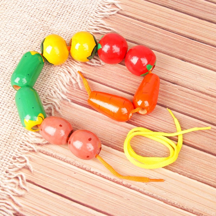 Шнуровка - бусы "Овощи"