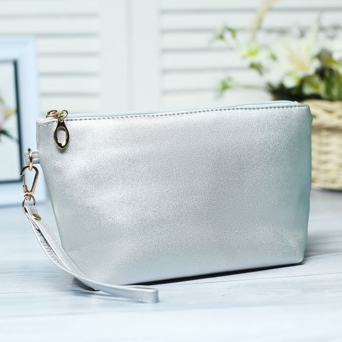 Клатч женский, отдел на молнии, с ручкой, цвет серый перламутровый