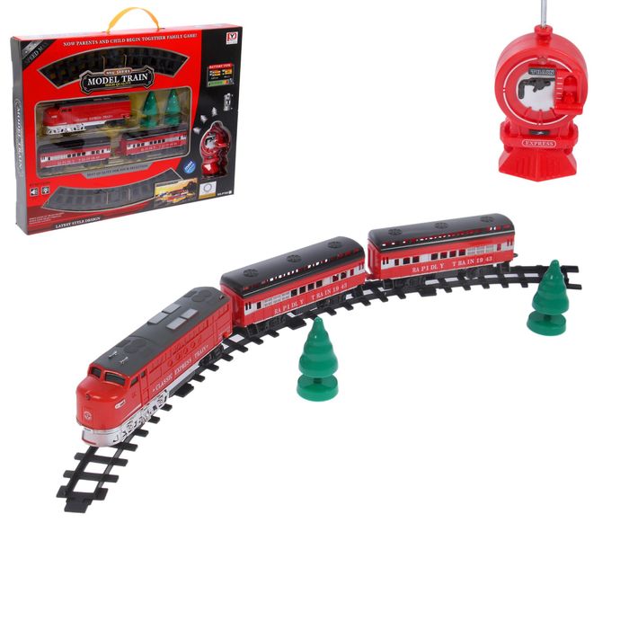 Железная дорога "Пассажирский поезд", радиоуправляемая, работает от батареек, свет и звук