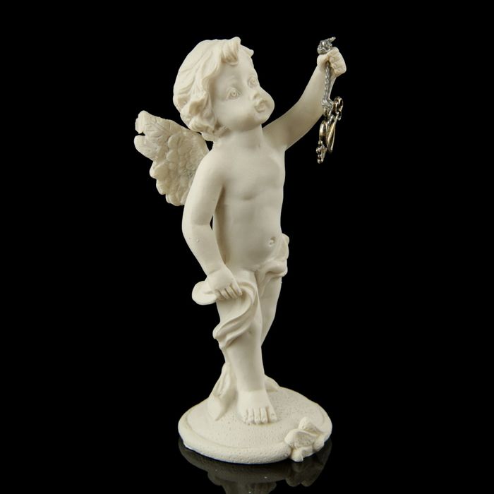 Сувенир полистоун "Ангелочек с подвеской сердечко и ключик" МИКС 10,5х4х4 см