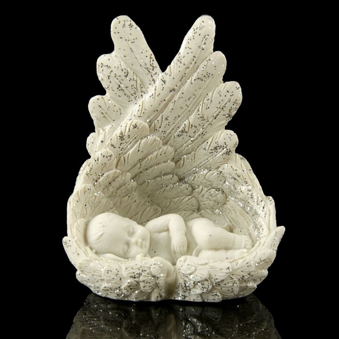 Сувенир полистоун "Ангелочек спит в крыльях" блёстки МИКС 9х7х4 см