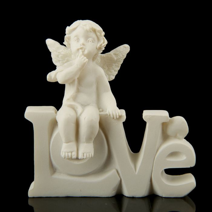 Сувенир полистоун "Ангелочек с надписью" МИКС 6х6,3х2,2 см