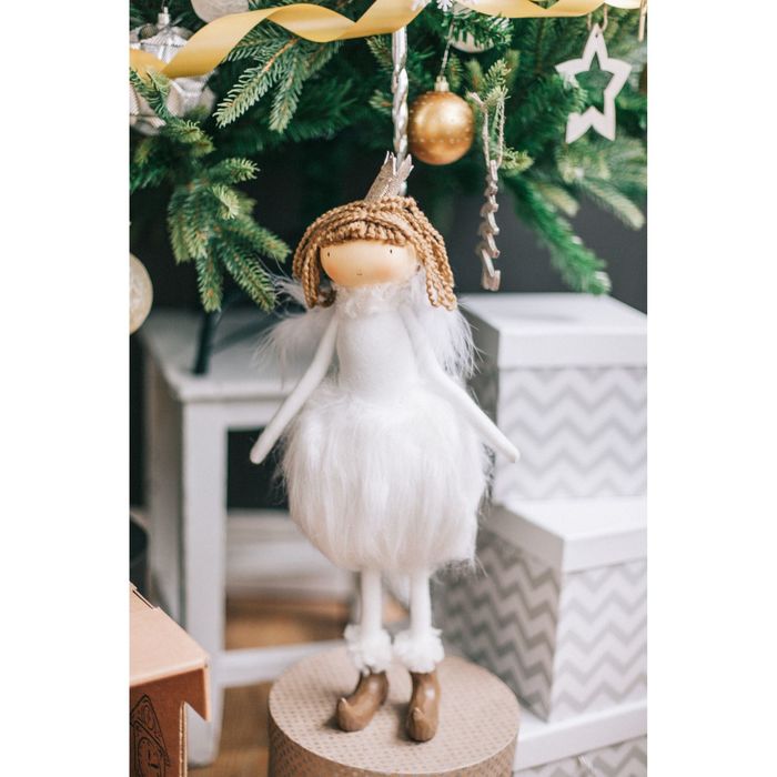 Сувенир полистоун "Девочка-принцесса в меховой юбочке" 45х14х13 см