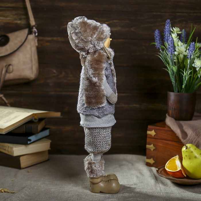 Сувенир полистоун "Мальчик в меховой шапке и жилетке" 44х16х8 см