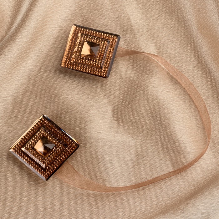 Подхват для штор «Блестящий квадрат», 4 × 4 см, цвет коричневый
