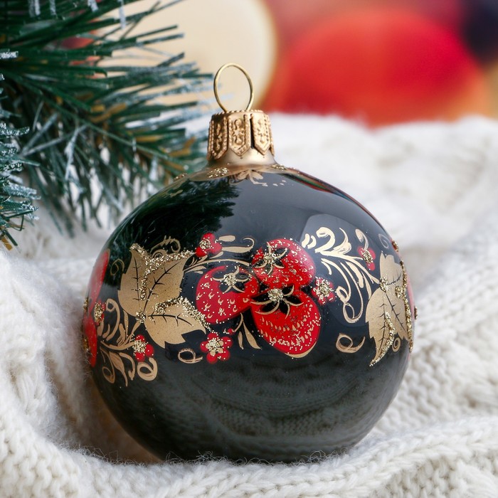 Шар "Земляничка" чёрный 6 см