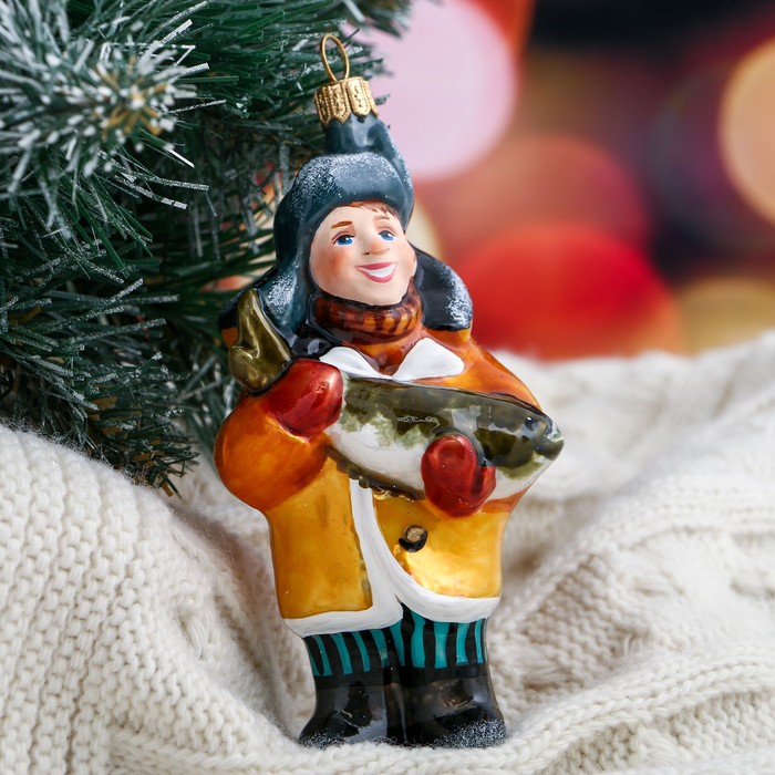 Ёлочная игрушка "Рыбак" 13 см