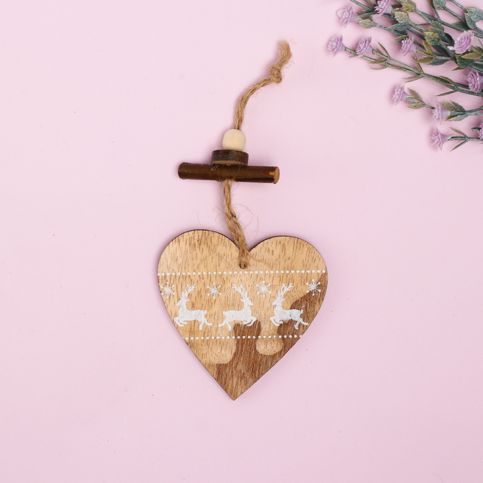 Подвеска новогодняя "Сердце с оленями"