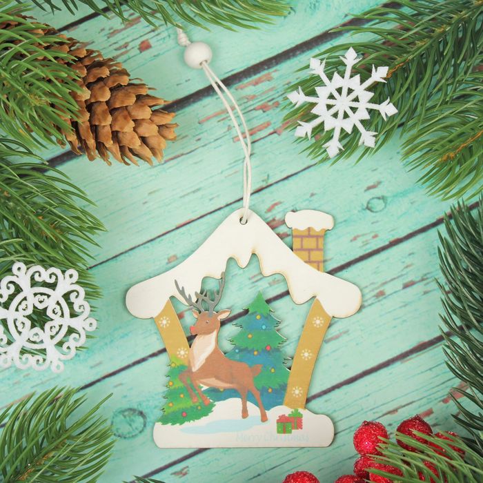 Подвеска новогодняя "Олень в домике"