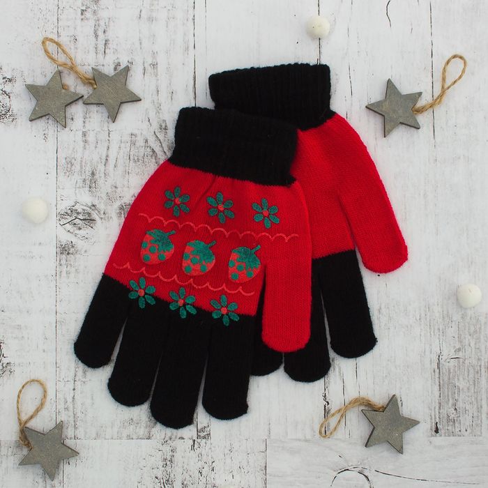 Перчатки для девочки "Клубничка", размер 16 (р-р произв. 8), цвет чёрный/красный