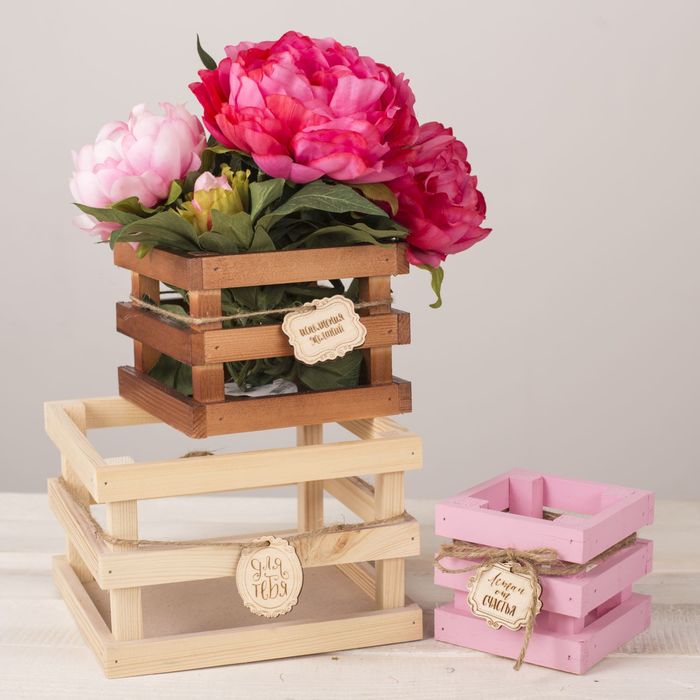 Набор ящиков деревянных для цветов «Летай от счастья»,3 шт,10 х 10 х 9 см, 15 х 15 х 11 см, 20 х 20 х 13 см