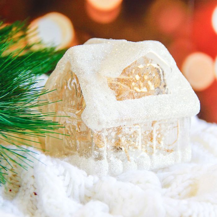 Фигурка стекло домик 10*8,5*7,5 см прозрачный свет