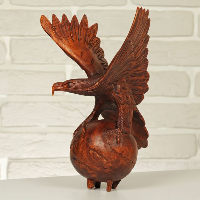 Сувенир дерево "Хищная птица" 30х15х15 см