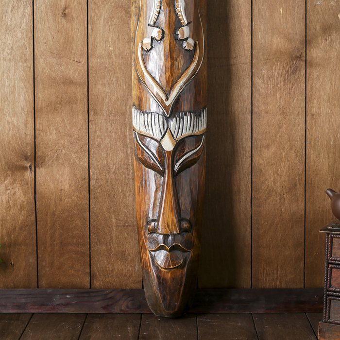 Маска дерево "Абориген и драконы" 100х16х6 см