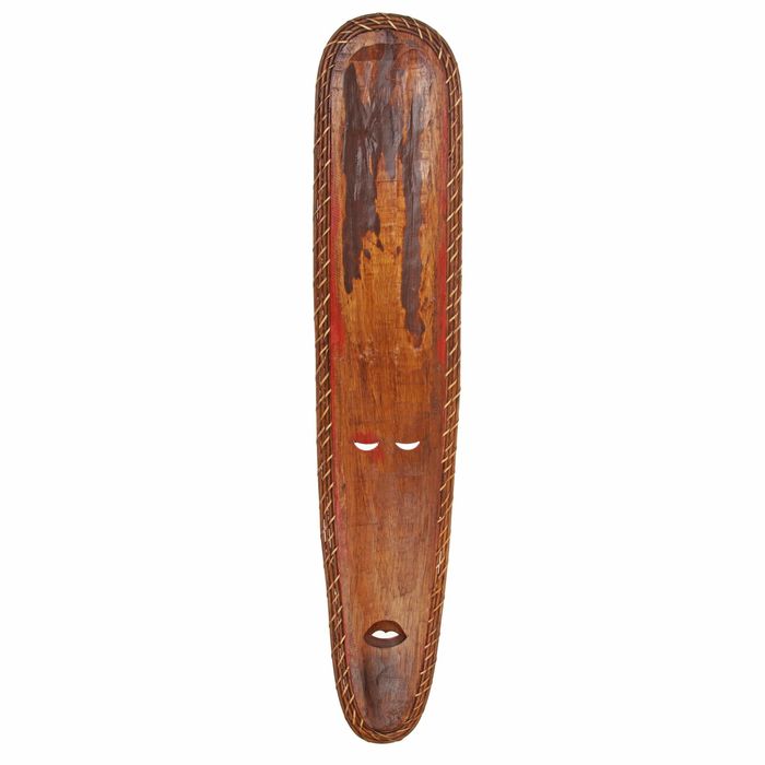 Маска дерево "Абориген и гекконы на красном" 105х3х22 см