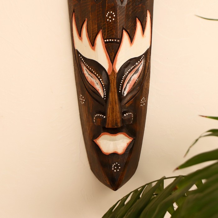 Маска дерево "Скорпион" 50х5х12 см