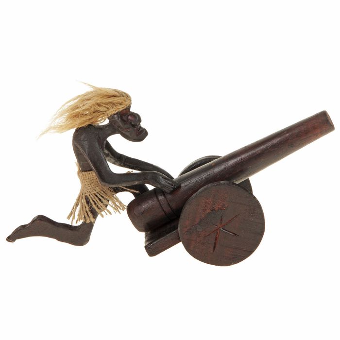 Сувенир дерево "Абориген-артиллерист" 31х19х8 см