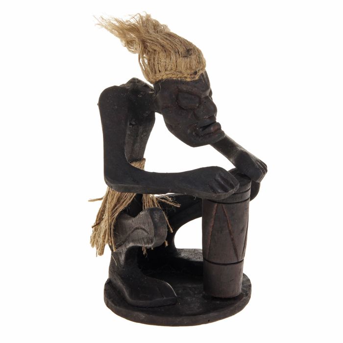 Сувенир дерево "Абориген-барабанщик" 21х14х13 см