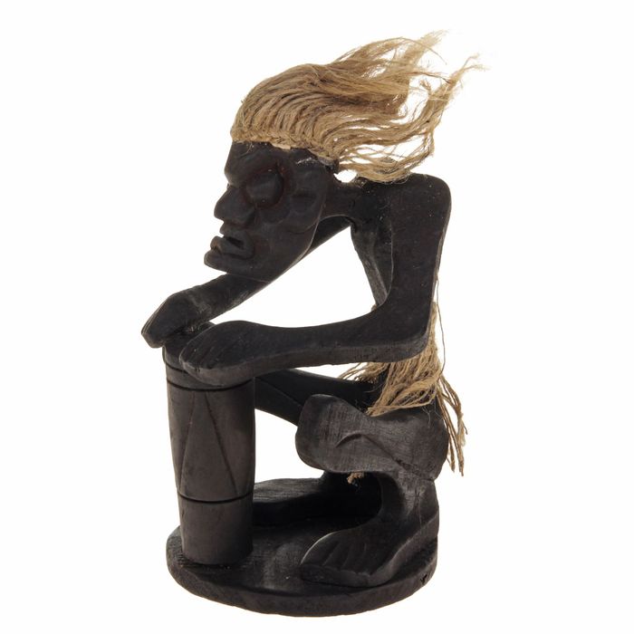 Сувенир дерево "Абориген-барабанщик" 21х14х13 см