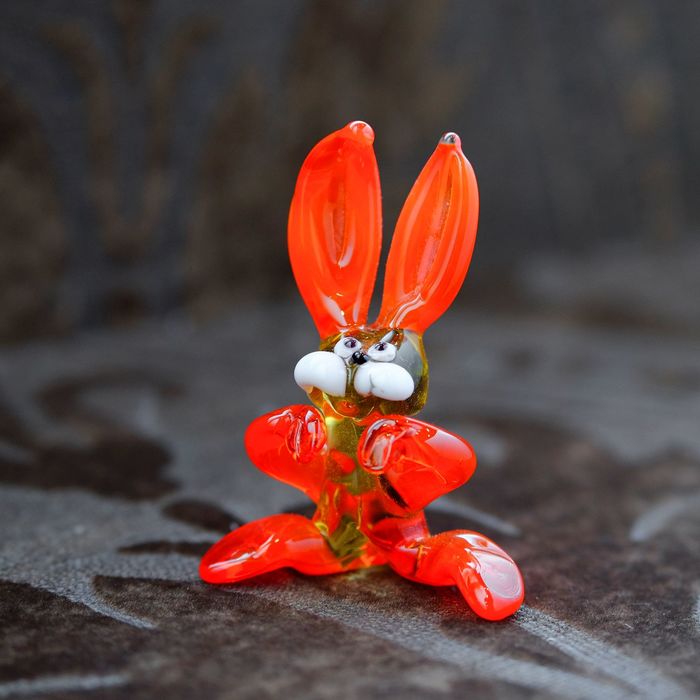 Сувенир из стекла средняя "Заяц", микс, 5,5 х 8,5 х 4,5 см