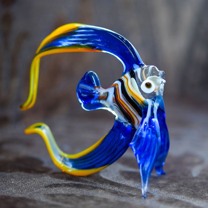 Сувенир из стекла средняя "Тропическая рыбка", микс, 11 х 11 х 5,5 см