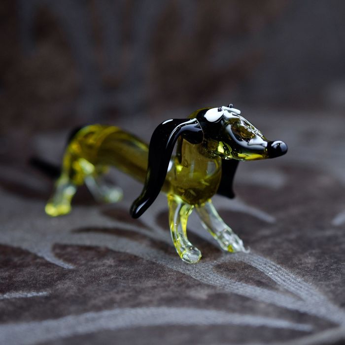 Сувенир из стекла средняя "Такса", 14,5 х 3 х 6 см