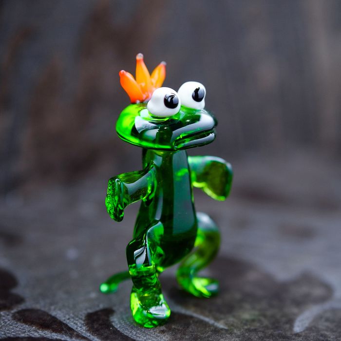 Сувенир из стекла средняя "Царевна-Лягушка", 8,5 х 5 х 4 см