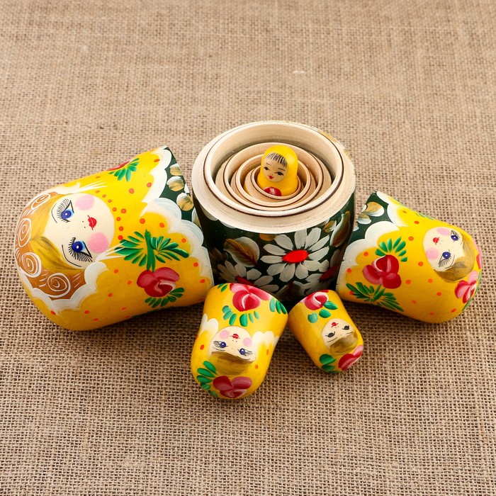 Матрёшка «Ромашки», жёлтый платок, 5 кукольная, 17 см