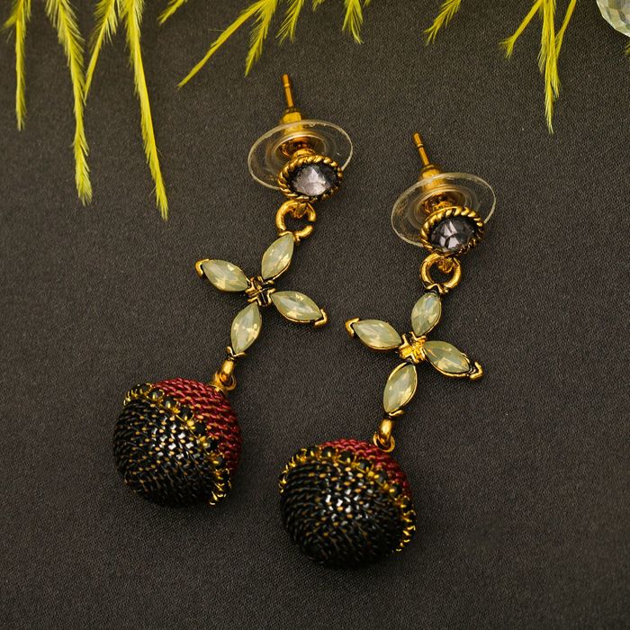 Серьги со стразами "Шар", цвет красно-серый в чернёном золоте