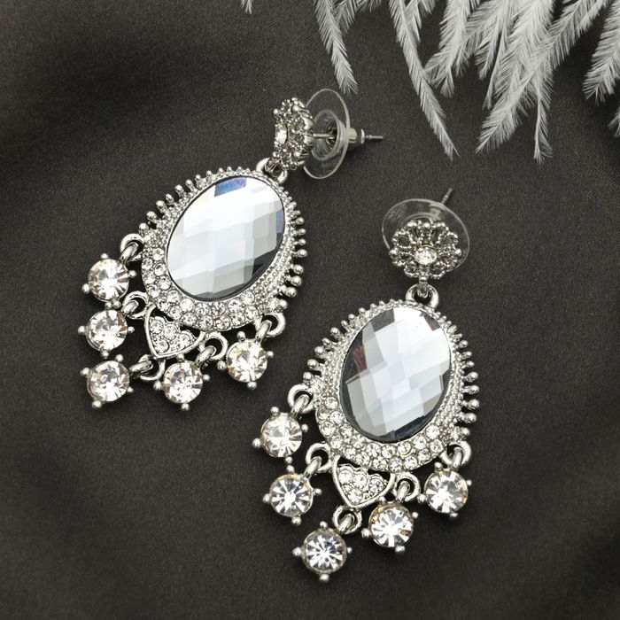 Серьги со стразами "Овал" с каплями, цвет серый в серебре