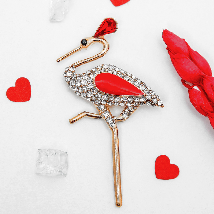 Брошь "Цапля", цвет бело-красный в золоте