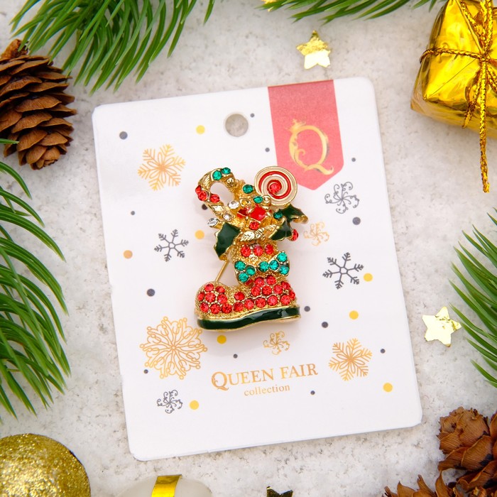 Брошь "Новогодняя сказка" сапожок со сладостями, цвет красно-зеленый в чернёном золоте