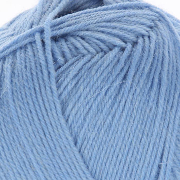 Пряжа "Водопад" 70% шерсть, 30% капрон 400м/100гр (0300, светло-голубой)