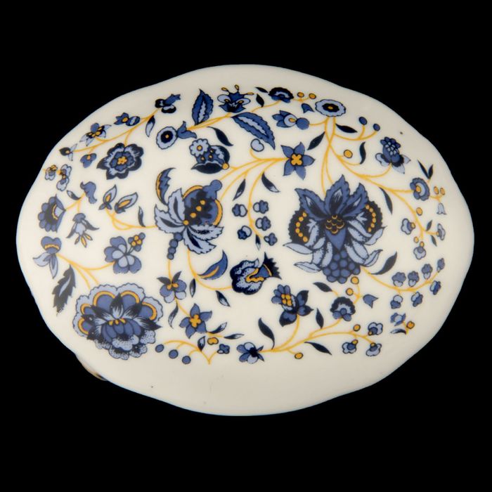 Шкатулка керамика на ножках овальная "Васильки" 7,5х5,5х5 см