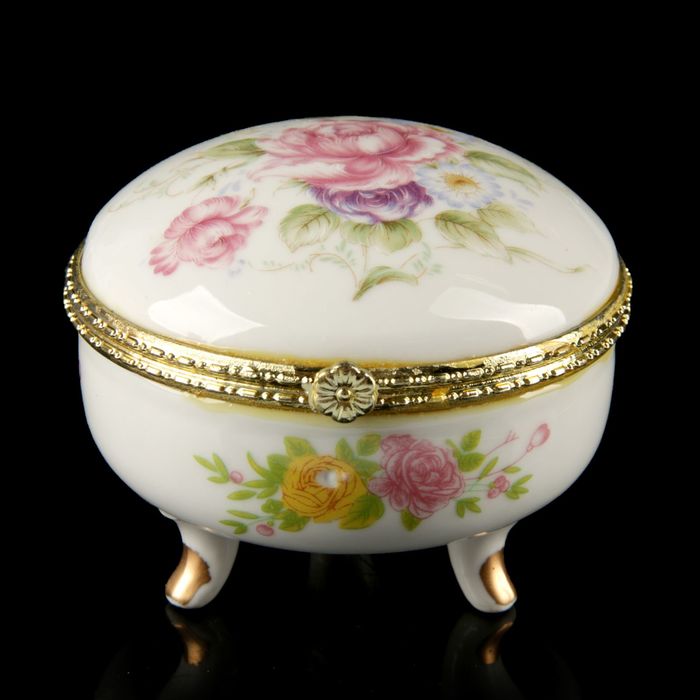 Шкатулка керамика на ножках круглая "Садовые цветы" 5,5х8х8 см