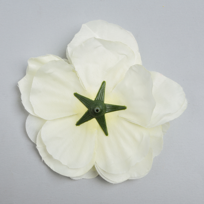 Кремовый цветок для декора