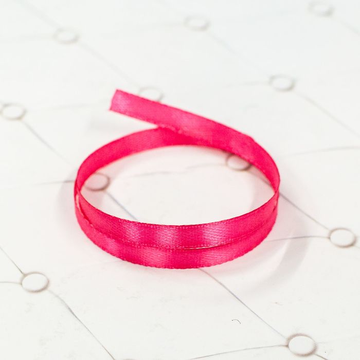 Цветок для декора цвета фуксия