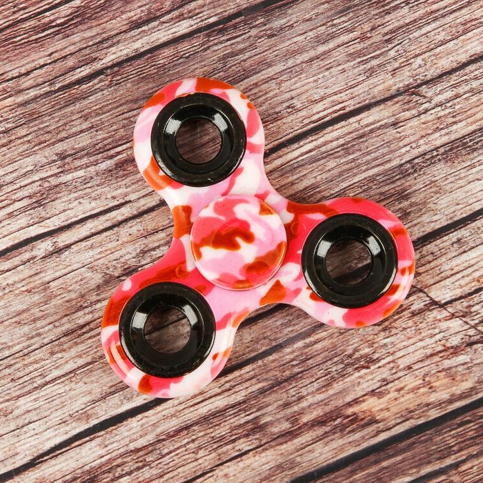 Спиннер "Камуфляж" розовый, черный вставки 6,5*6,5*1
