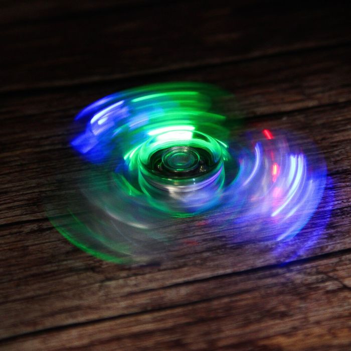 Спиннер "Диско" прозрачный, с подсветкой, 3 режима 7*7*1