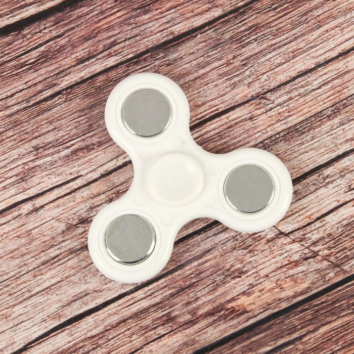 Спиннер "Минимум" белый, вставки хром, 7*7*1см