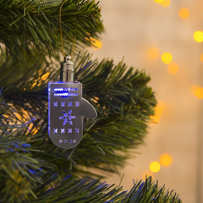 Подвеска световая "Варежка серебряная" (батарейки в комплекте), 7,5 см, 1 LED, RGB