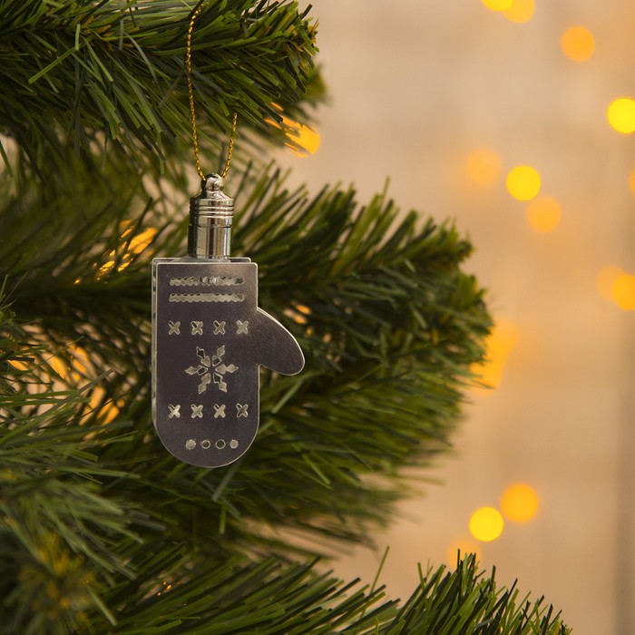 Подвеска световая "Варежка серебряная" (батарейки в комплекте), 7,5 см, 1 LED, RGB
