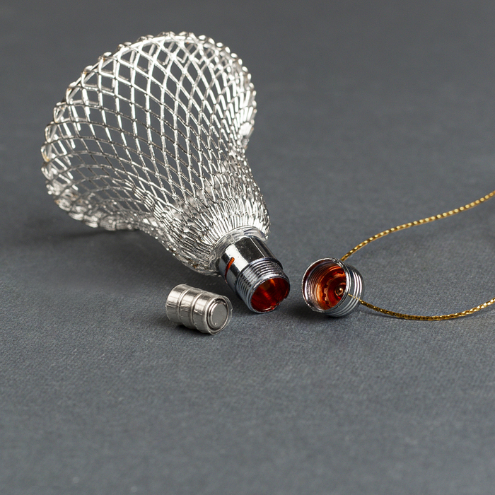 Подвеска световая "Колокольчик серебряный" (батарейки в комплекте), 7 см, 1 LED, RGB