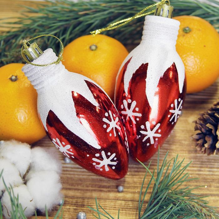 Украшение ёлочное "Лампочка со снежинками" (набор 6 шт) 5*9 см