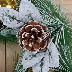 Венок новогодний d-27 см "Шишки и листики в инее" от Сима-ленд