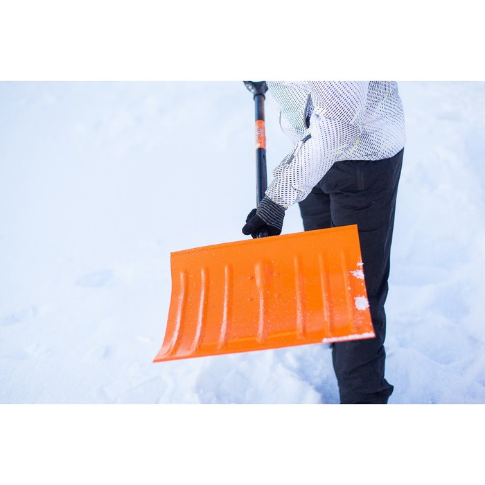 Лопата металлическая радиусная «Русич», ковш 460 × 360 мм, металлический черенок с ручкой