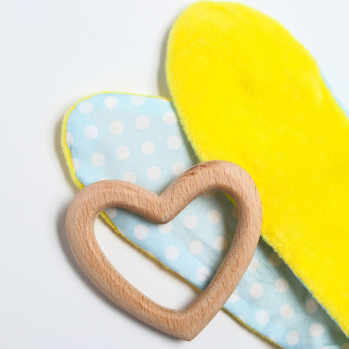 Развивающая игрушка-грызунок «Для маленьких джентльменов», форма сердце